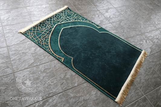 Green Padded Velvet Prayer Mat Islamic Rug Janemaz